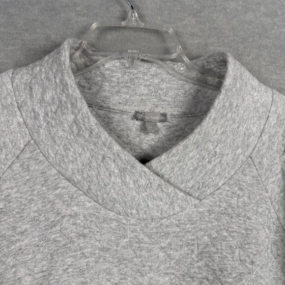 T by Talbots 2X Snowflake Quilted Wrap Neck Pullover Top Gray Silver Metallic - Picture 4 of 12